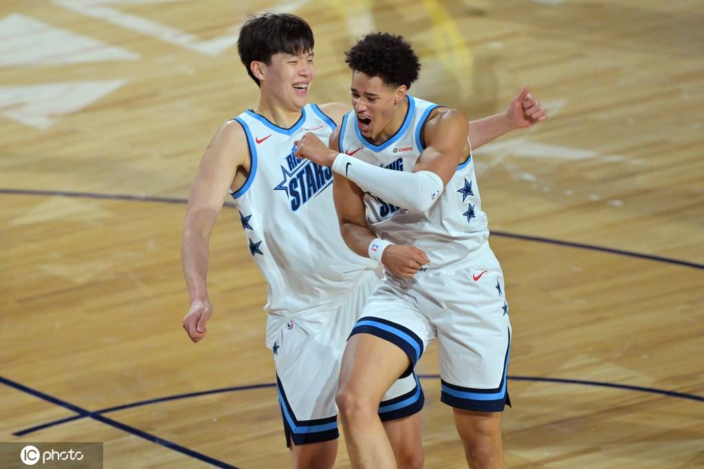 杨翰森：最爱一球当然是三分 最有趣是推广中式英语