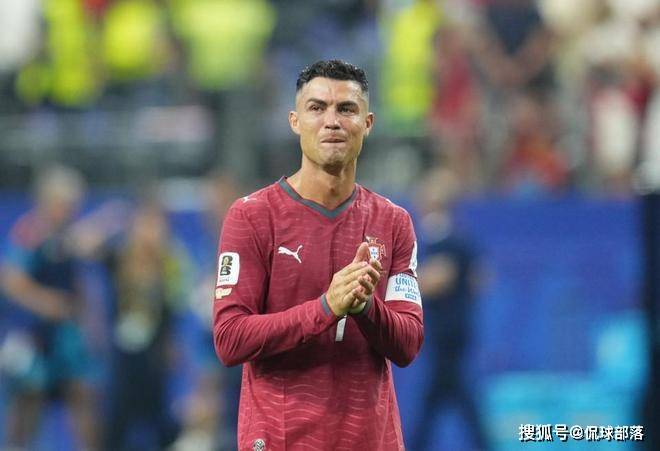 53岁前英超金靴再喷C罗：他害葡萄牙队世界杯出局 队友敢怒不敢言